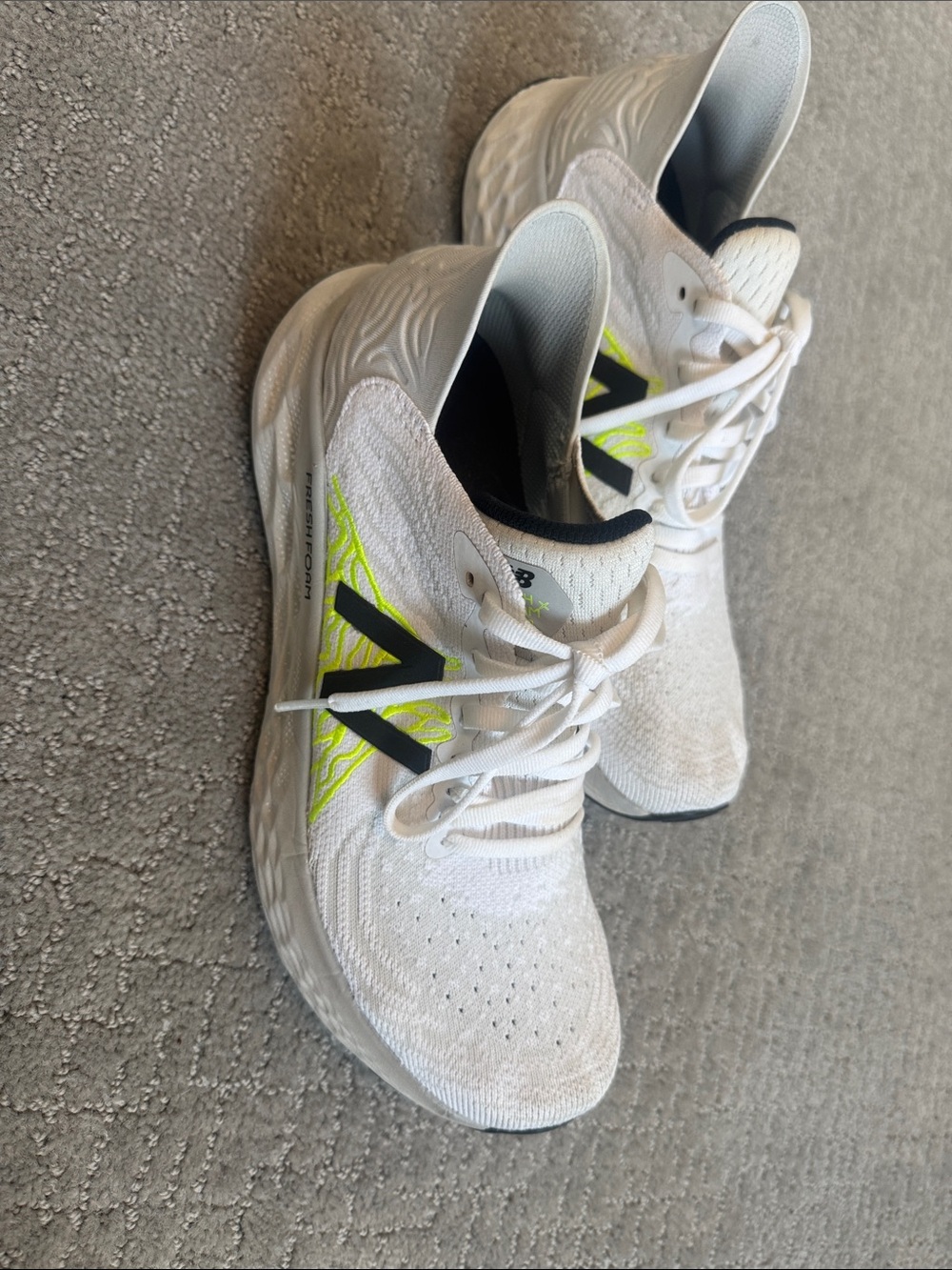 New Balance Fresh foam 1080 White Sneqkers